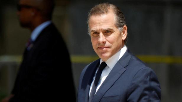 FILE PHOTO: U.S. President Biden's son Hunter to face tax charges in federal court