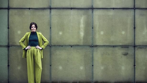 Frau im Business-Look.