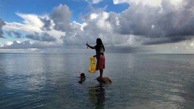 Fischen im südpazifischen Kiribati – aber in 60 Jahren wird der Inselstaat versunken sein.