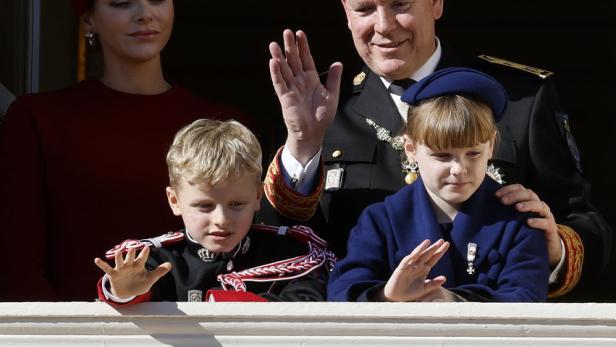 Prinz Jacques mit Schwester Gabrielle und seinen Eltern Fürstin Charlène und Fürst Albert II. von Monaco