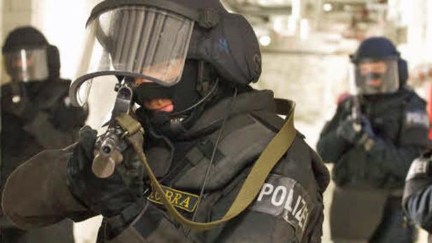 Cobra schnappt Serien-Räuber