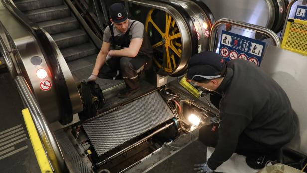 Das wird Zeit: Wiener Linien modernisieren Aufzüge und Rolltreppen