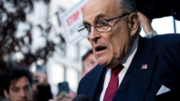 Nach Verurteilung zu Millionenzahlung: Giuliani meldet Insolvenz an