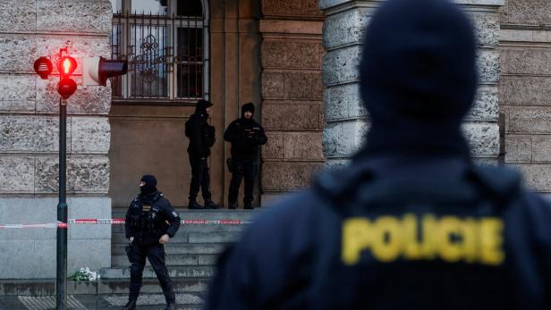Amoklauf an Prager Uni: 14 Tote, drei Ausländer unter Verletzten