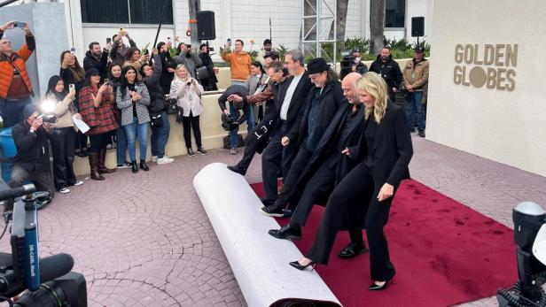 "This is amazing": Jo Koy rolls out the red carpet