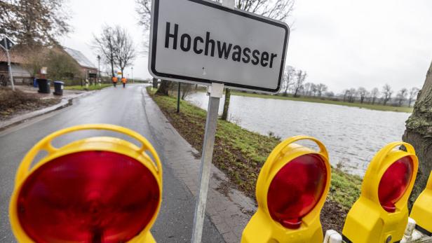 Hochwasser in Deutschland: Soldaten nur noch bei Tageslicht im Einsatz