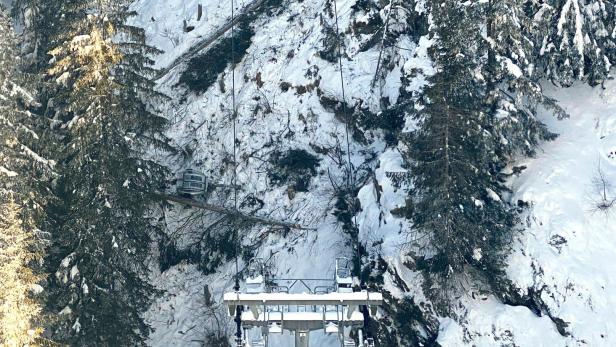 Seilbahn-Unglück in Tirol: Drei Bäume stürzten in Seil