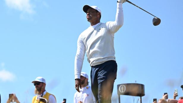 Tiger Woods beim Golfspielen
