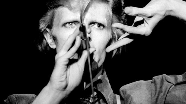 Als David Bowies Kunstfigur Ziggy Stardust zu Sternenstaub zerfiel