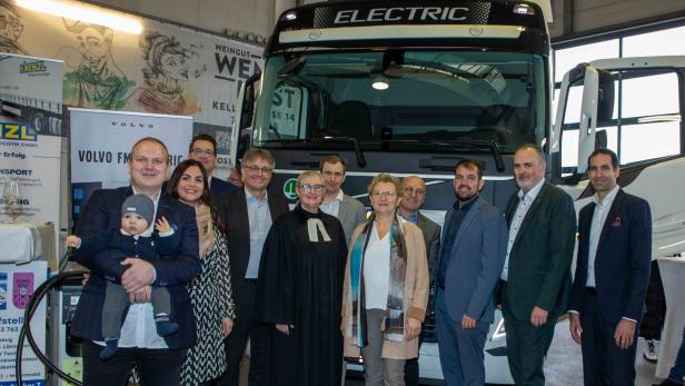 Golser Firma fährt mit Burgenlands erstem vollelektrischen Lkw