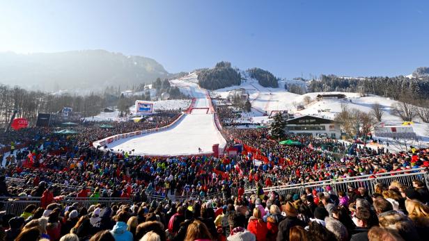 Der Höhepunkt der Skisaison: Die Abfahrt in Kitzbühel lockt alljährlich   Tausende an