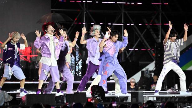 Die K-Pop-Band NCT Dream bei einem Konzert in Seoul im August 2023