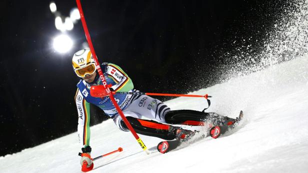 Slalom-Show in Schladming: Sieg für Strasser, Feller auf Rang 5
