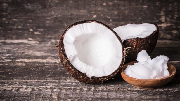 Kokosöl kann viele andere Beauty-Produkte ersetzen.