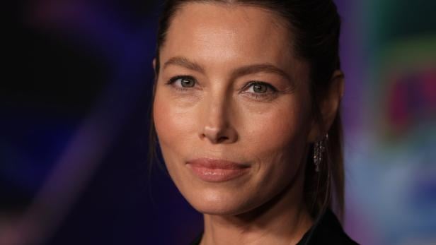 Schräge Angewohnheit: Warum Jessica Biel am liebsten unter der Dusche isst