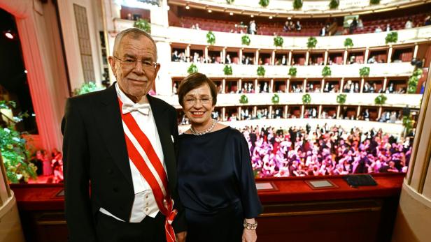Bundespräsident Alexander Van der Bellen und Doris Schmidauer