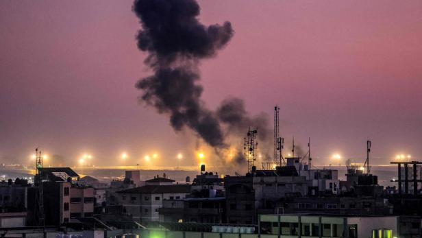 Rauch steigt im Gazastreifen nach Kämpfen zwischen Hamas und Israel auf