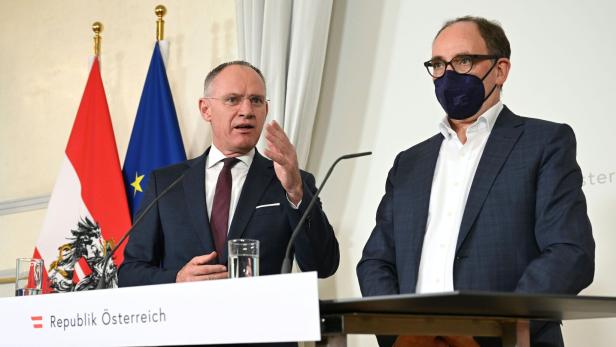 Warum Gesundheitsminister Rauch plötzlich wieder Maske trägt