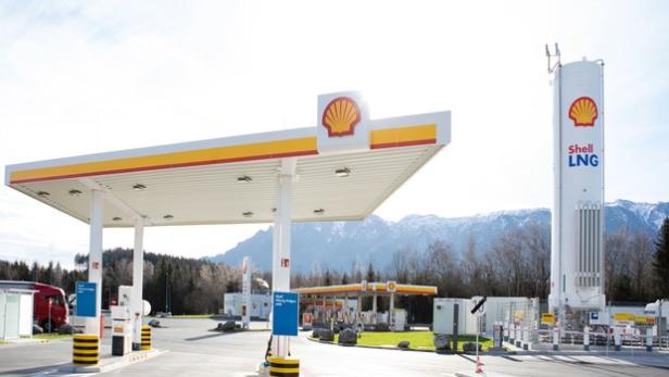 Fortschritt in der Dekarbonisierung des Schwerlastfernverkehrs: Neue Shell LNG Tankstelle am Walserberg