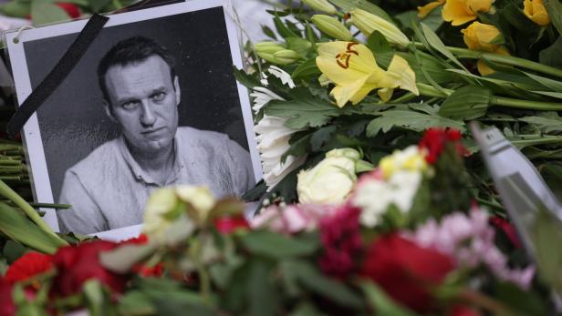 Tod von Nawalny: Leiche laut Russland aufgetaucht, kein Zugang für Mutter