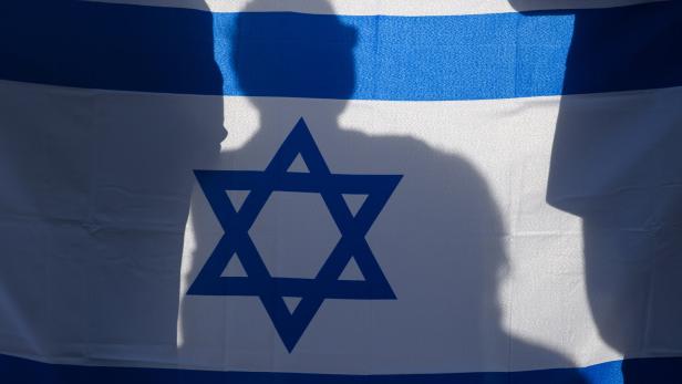 Jüdische Fahne in der Donaustadt zerrissen