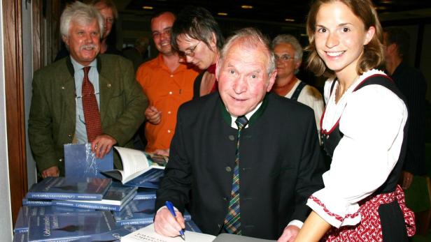 Anton Distelberger schrieb mehrere Bücher und baute das Mostviertler Bauernmuseum mit 22.000 Exponaten auf