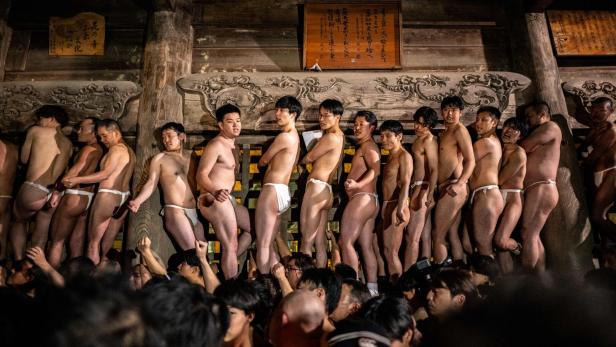 Zu wenige Nachfolger: "Fest der nackten Männer" in Japan wird beedent