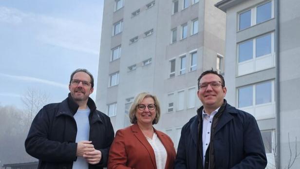 Vizebürgermeister Markus Brandstetter, GR. Claudia Weinbrenner, Bgm. Christian Haberhauer (v.li.)