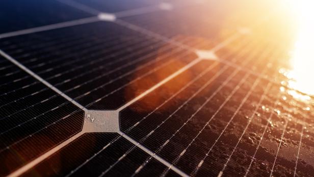 Zumindest in der Theorie stellt die Solarzelle einen Wirkungsgradrekord auf.