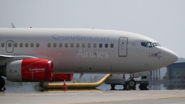 Flugzeug für erkrankten norwegischen König Harald in Malaysia eingetroffen