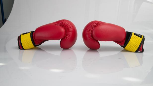 Boxhandschuhe gegen Mythen