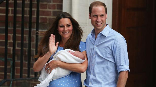 Prinzessin Kate, Prinz William und Sohn George (2013)