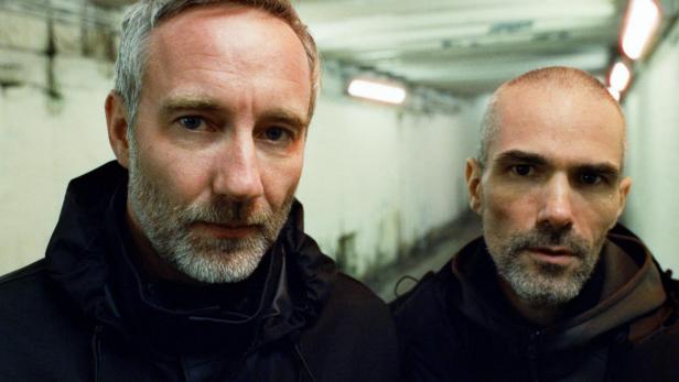 Autechre ist ein britisches Electronica-Duo, das aus Rob Brown und Sean Booth besteht.