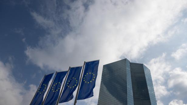 EZB belässt Leitzins unverändert bei 4,5 Prozent