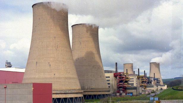 Meiler Sellafield in Großbritannien: Kein Geld für neue Reaktoren, fordert Umweltminister Rupprechter.