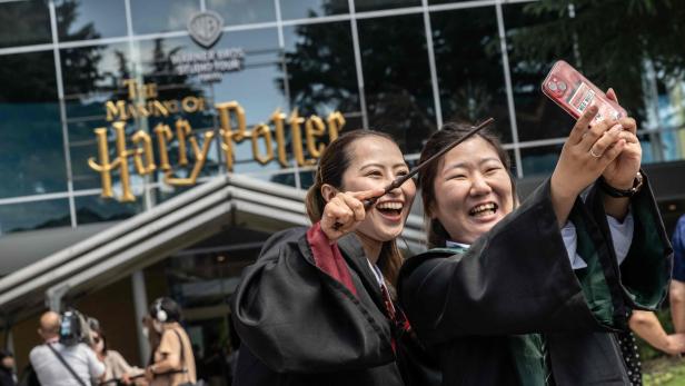 "Harry Potter"-Star über erwachsene Fans: "Sollten darüber hinweg sein"