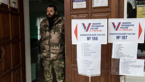 UKRAINE-RUSSIA-CONFLICT-POLITICS-VOTE