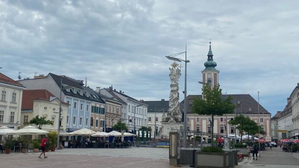 "Altersbedingte Mängel": Rathausplatz in St. Pölten fast ohne Licht