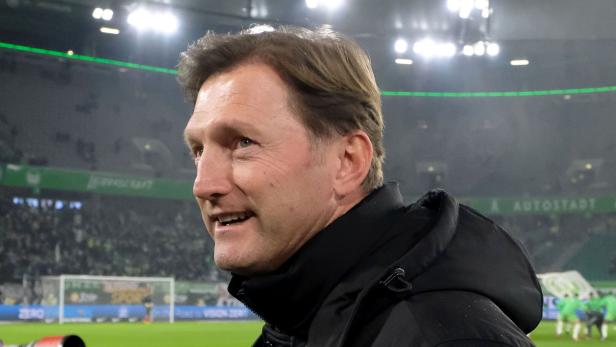 Hasenhüttl wurde am Montag Trainer bei Wolfsburg