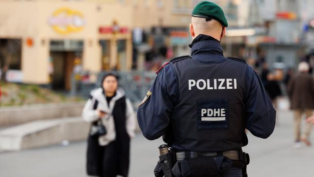 Für die Wiener Polizei hat der Reumannplatz in den vergangenen Tagen zu einem Hotspot entwickelt