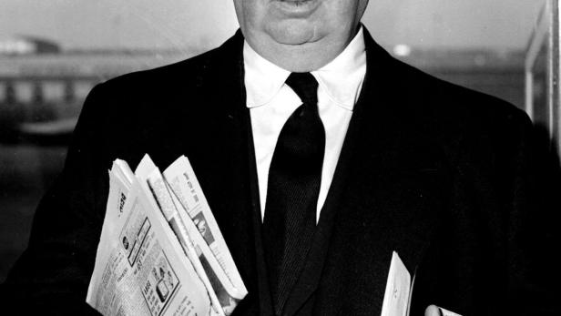 Die Entdeckung Hollywoods Big Player Alfred Hitchcock sah das Werbefilmchen 1961 und gab dem unbekannten, blonden Model, sofort einen Siebenjahresvertrag und die Hauptrolle in seinem Horrorfilm &quot;Die Vögel&quot;.
