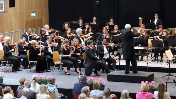 Im Juni 2022 spielten die Berliner Symphoniker in der „Philharmonie“ – dem Turnsaal