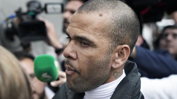1 Million Euro Kaution: Fußballstar Dani Alves verließ Gefängnis