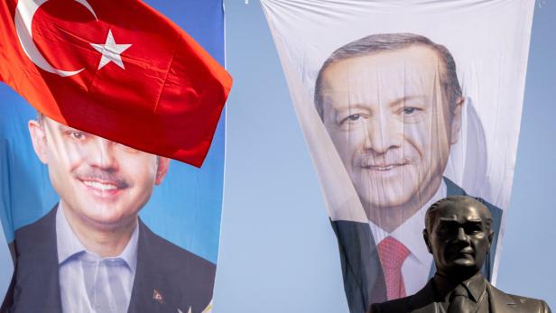 Starke Verluste bei Türkei-Wahlen: Historische Pleite für Erdogan