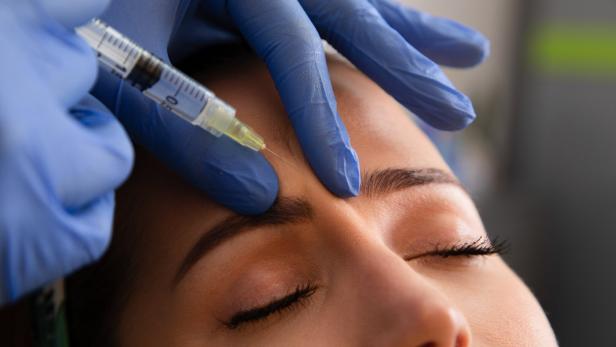 Botox spritzen vor Abflug: Schönheitsklinik eröffnet am Flughafen Wien