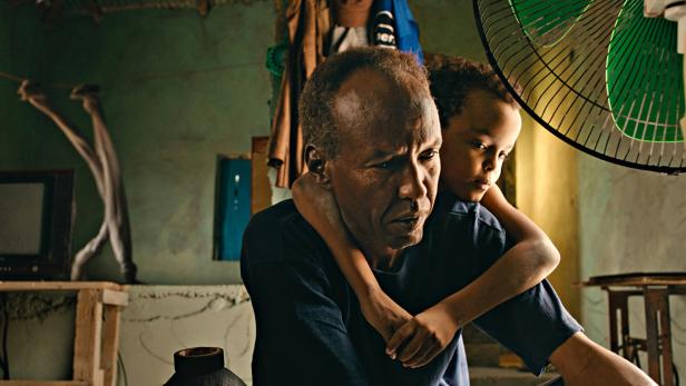 Wahlwiener Mo Harawe in Cannes: &quot;A Village Next to Paradise“ läuft in Un Certain Regard