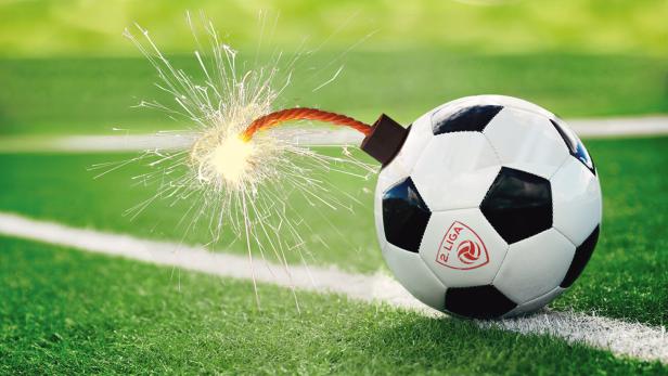 Symbolbild mit Zündschnur und Fußball: Zündstoff in der Bundesliga. Viele Vereine der 2. Liga kämpfen um die Lizenz und damit um die Existenz