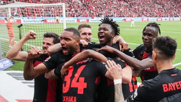 Leverkusen ist Meister: Werksklub entthront die Bayern nach Gala
