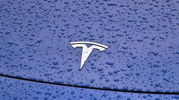 Tesla trennt sich von 300 Mitarbeitern in Deutschland 
