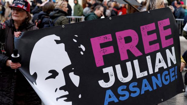 Julian Assange: Gericht bestätigte Anhörung über Berufungsantrag im Mai